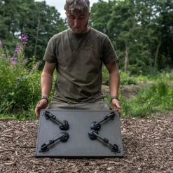 Avid - Double Decker Bivvy Table -Predator shop 05 a0430045 double decker bivvy table ls