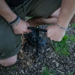 Avid - Lok Down T Bar Leveller -Predator shop 5cnezeap637614145974696033