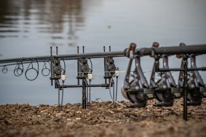 Solar Tackle - Black-Lite Captive Adjustable Buzz Bar 3 Rod 4 Solar Tackle - Black-Lite Captive Adjustable Buzz Bar 3 Rod - Image 4