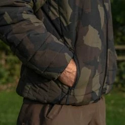 Avid - Ripstop Camo Thermal Jacket -Predator shop a0620204 09 11