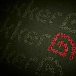 Trakker - Aztec T Shirt -Predator shop aztec tshirt close front