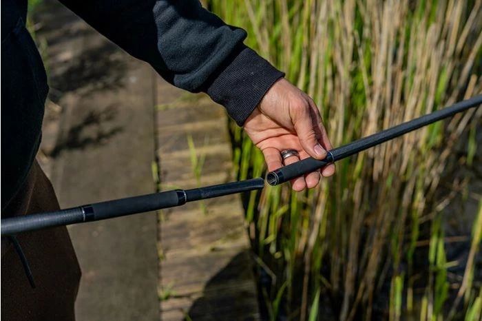 Fox - Horizon X6 42" Carbon Landing Net (Camo Mesh) 13 Fox - Horizon X6 42" Carbon Landing Net (Camo Mesh) - Image 13