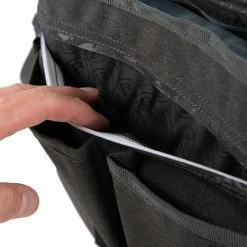 Fox Rage - Street Fighter Messenger Bag 22 Fox Rage - Street Fighter Messenger Bag -Predator shop fox rage street fighter messenger bag 7