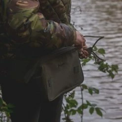 Solar Tackle - SP Baiting Pouch -Predator shop new edits touch 4335 one