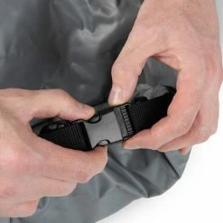 Fox Rage - HD Dry Bag -Predator shop nlu105 107 rage voyager dry bag clip closed detail