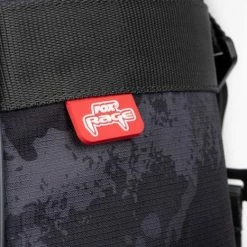 Fox Rage - Camo Rod Case Triple 22 Fox Rage - Camo Rod Case Triple -Predator shop rage voyager rod bag rubber badge detail 4