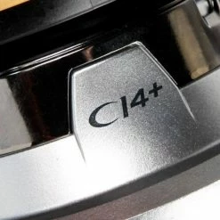 Shimano - Ultegra Ci4+ 14000 XSC -Predator shop shimano ultegra ci14 plus reel 14000 xsc close up 1